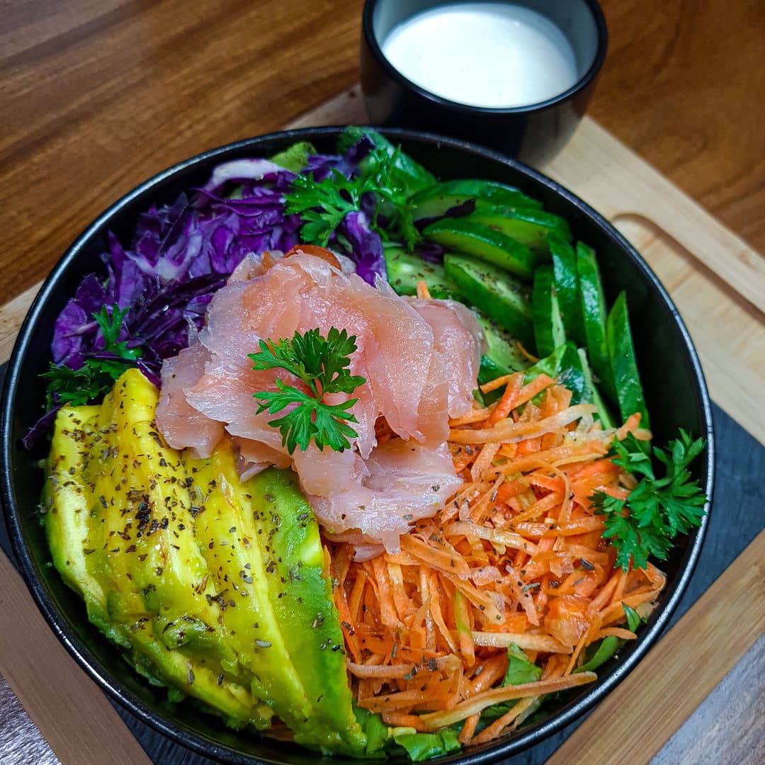 Salade Poké Saumon