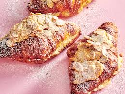 Viennoiserie aux amandes