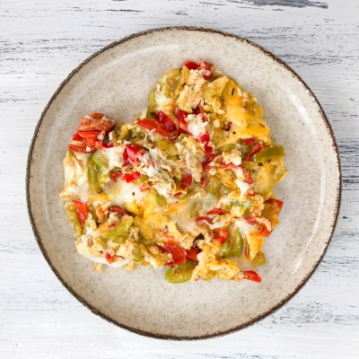 Omelette au tomate